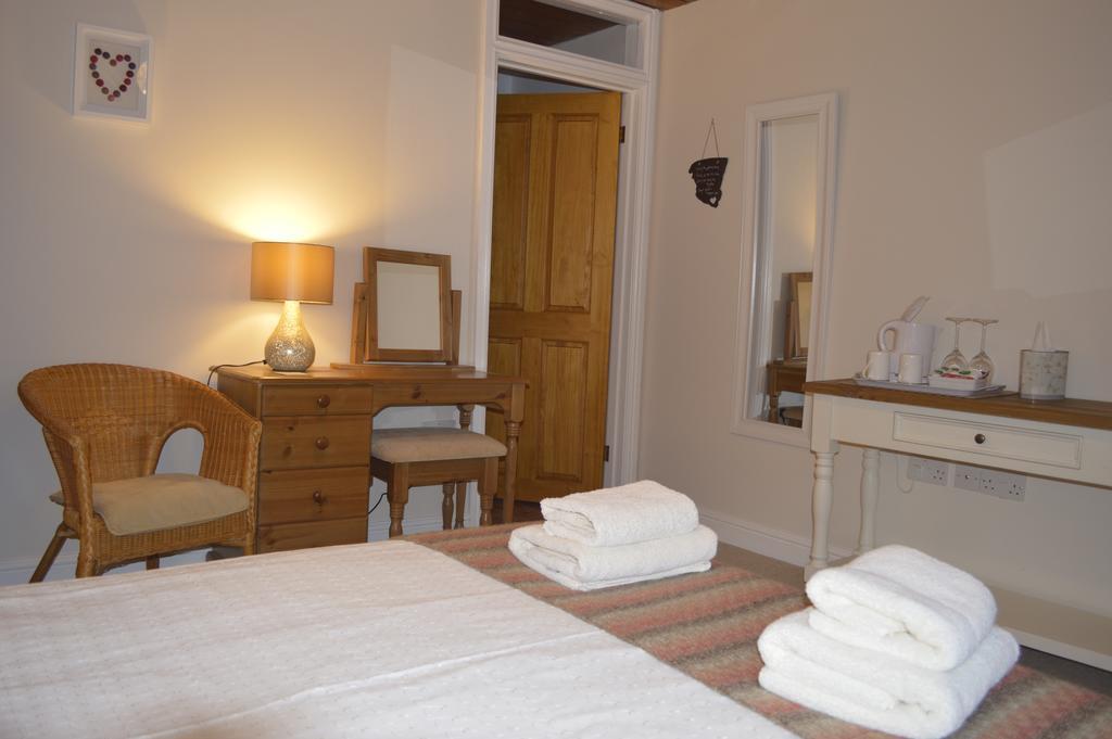 Troedyrhiw Bed & Breakfast Cardigan Chambre photo